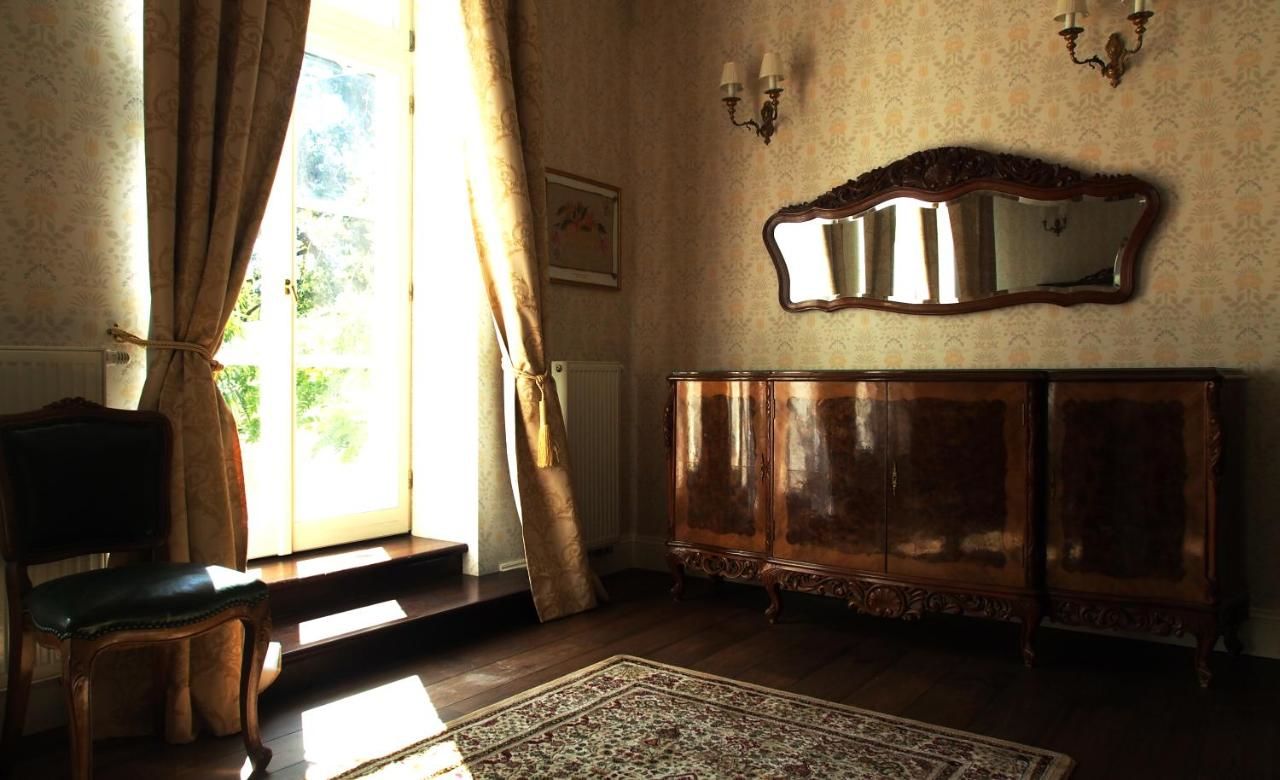Отель Dwór Sieraków Sieraków-24
