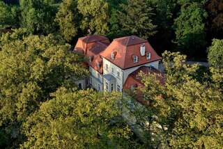 Отель Dwór Sieraków Sieraków-5